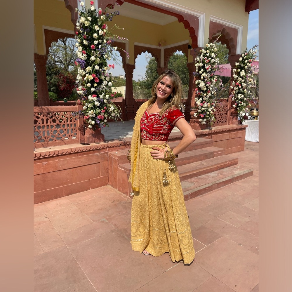 Saree Indian dress red yellow